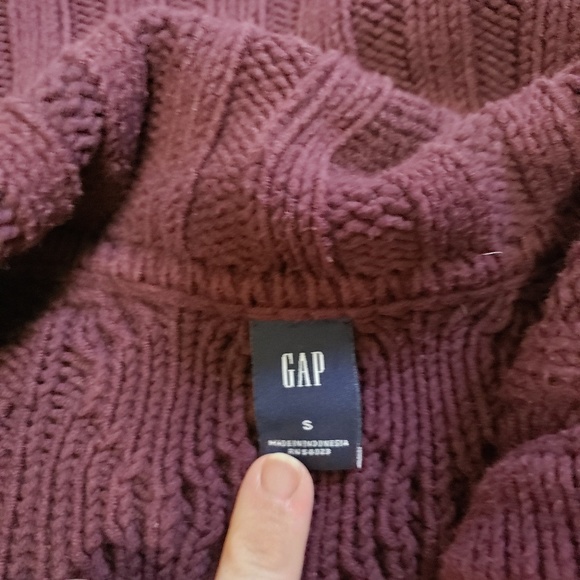 💥beautiful Gap sweater💥 - Picture 5 of 5